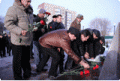 12 декабря  исполнилось 9 лет со дня кончины Гейдара Алиева. Члены Ульяновского регионального отделения Всероссийского Азербайджанского Конгресса почтили его память возложением цветов12 декабря 2012 г.